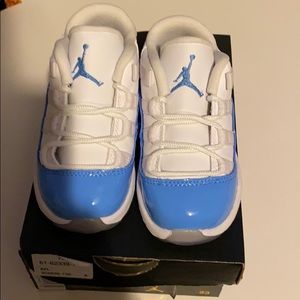 Jordan 11 Retro Low